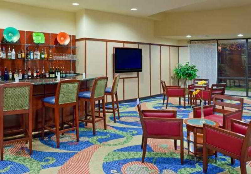 Courtyard Hartford Farmington Hotel Exterior photo